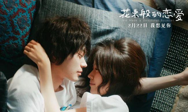 救援聪明的小女生